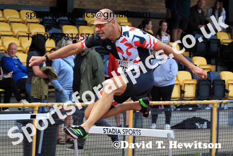 Hurdles, 2023 NEGP 5 Monkton, Wed, July 26th. Photo: David T. Hewitson/Sports for All Pics